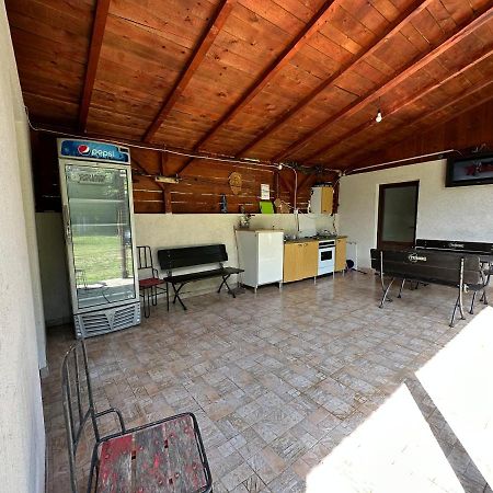 La Balta Hotel Vadu Crisului Bagian luar foto