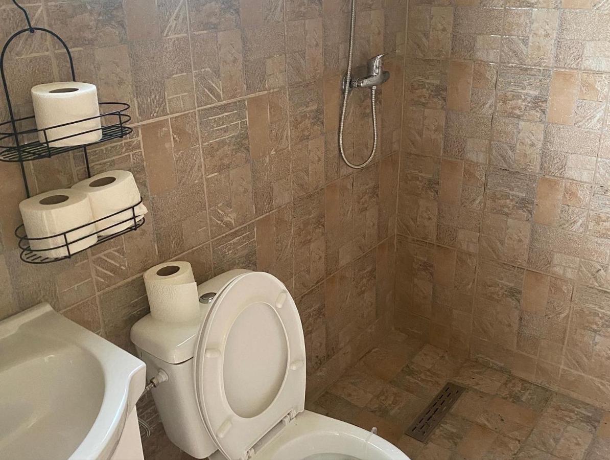 La Balta Hotel Vadu Crisului Bagian luar foto